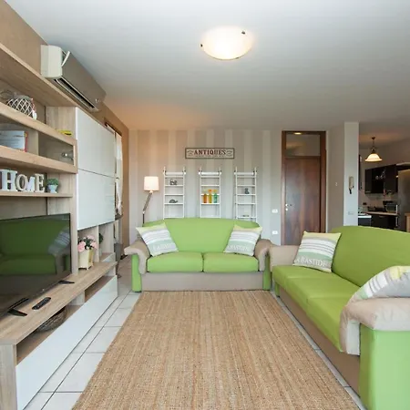 Crocus 1 Con Piscina By Wonderful Italy Apartamento